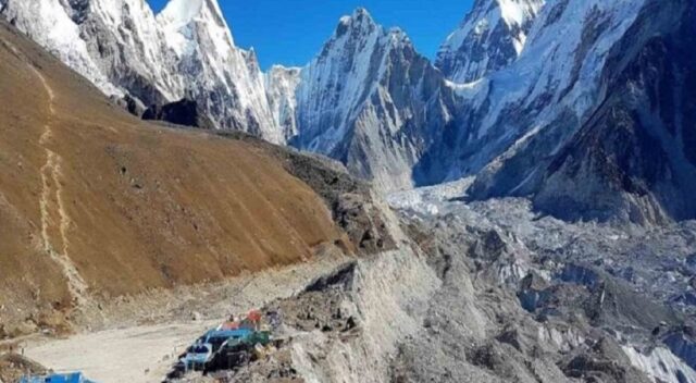 El Everest está al alcance de los turistas con una nueva carretera