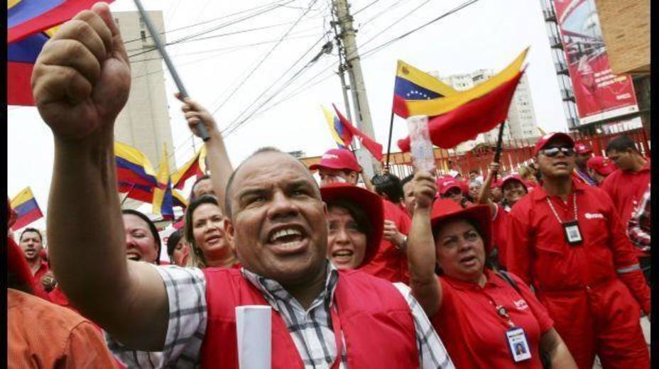 milicia-presiona-empleados-publicos-para-que-acudan-marcha-del-19-a_177620.jpg