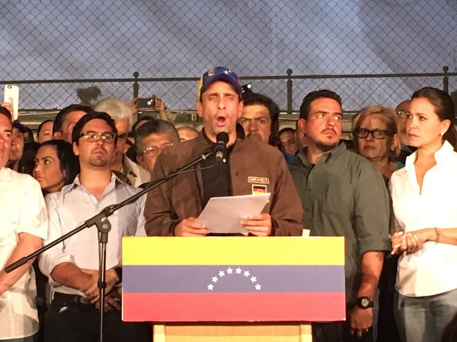 capriles-metanse-inhabilitacion-por-donde-les-pega-sol_95926.jpg