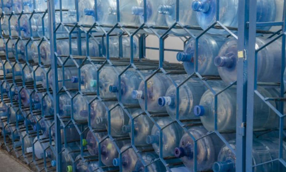 Aumento de precio en agua potable afecta a habitantes de Anaco - EL ...