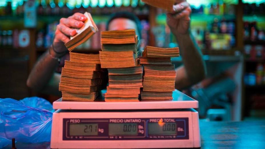 luis-vicente-leon-hiperinflacion-esta-aqui-puede-evitarse_216581.jpg