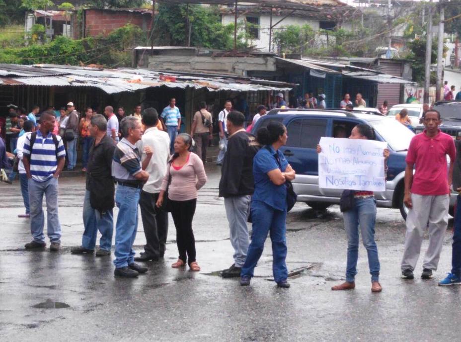 Protestaron en terminal de Ocumare del Tuy por aumento del pasaje - EL ...