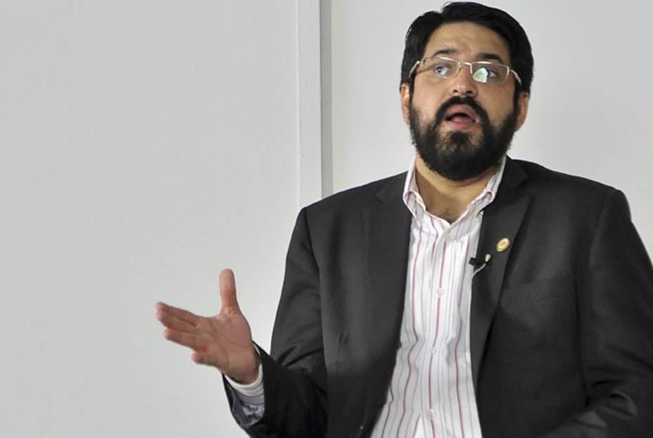 asdrubal-oliveros-negociacion-via-salida_215074.jpg