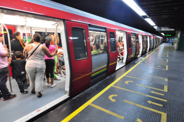 Reabren estaciones del Metro de Caracas cerradas tras falla eléctrica