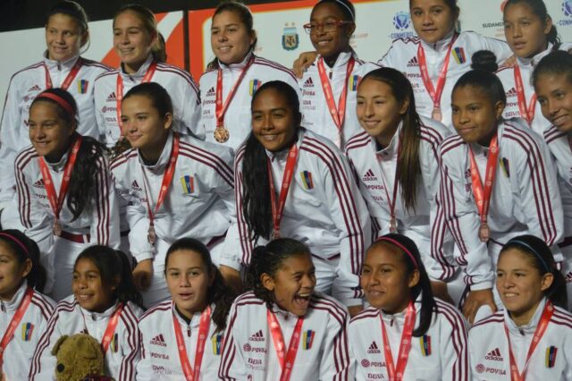 Venezuela se despidió del Suramericano Femenino con derrota ante Brasil