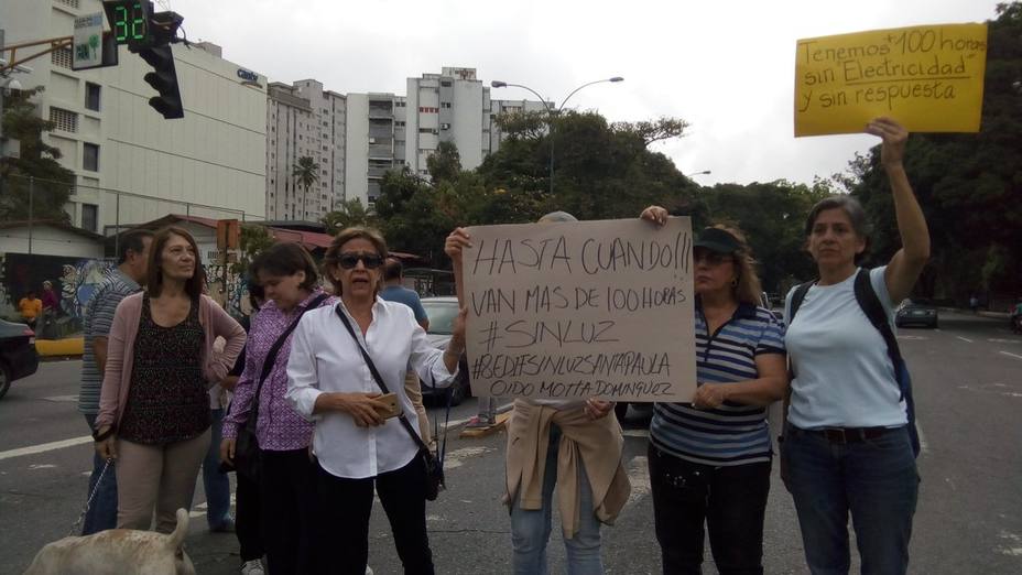 Vecinos protestan en Los Samanes por falta de agua y electricidad - EL ...