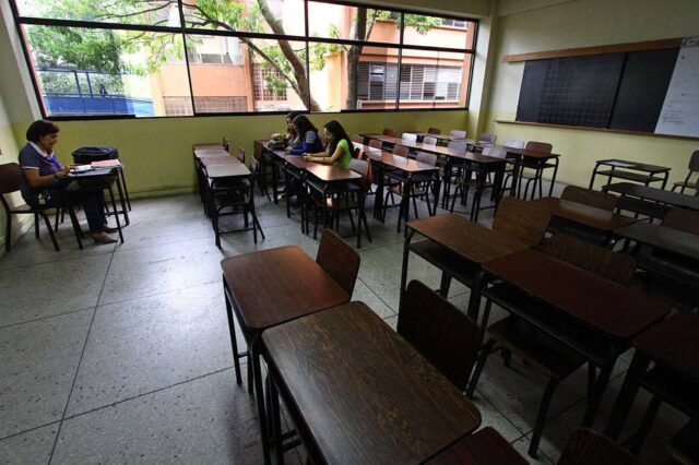 Venezuela se enfrenta al reto de mantener la educación pública, gratuita y de calidad
