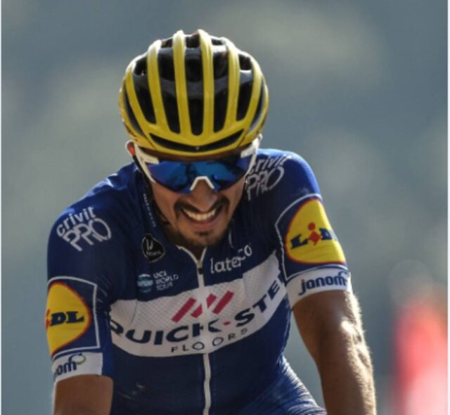 Julian Alaphilippe conquistó la primera etapa alpina del Tour de Francia