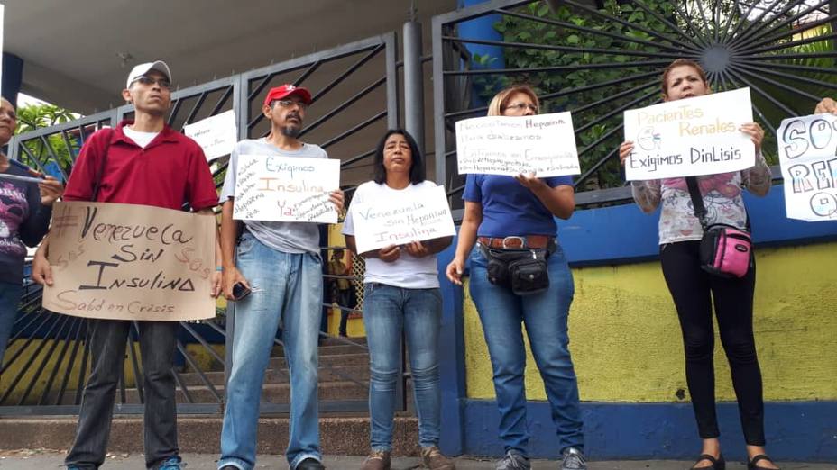 Pacientes renales protestan por falta de medicinas en Lara - EL NACIONAL