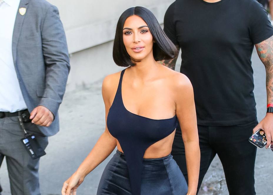 kim-kardashian-soprendio-sus-seguidores-por-extrema-delgadez_246360.jpg