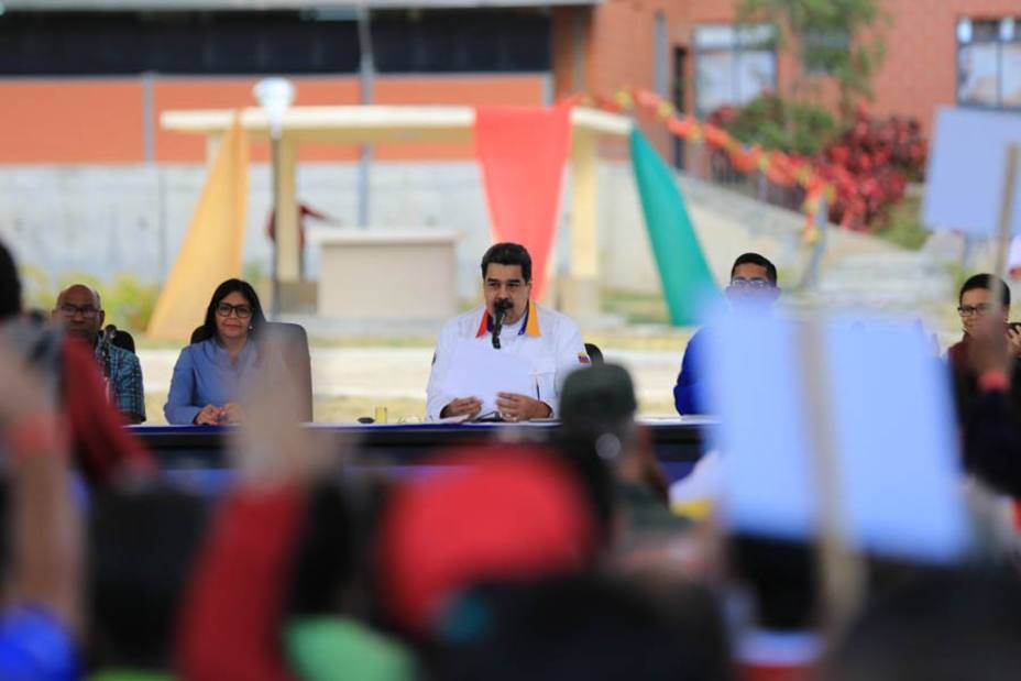 maduro-guerra-electrica-zulia-viene-desde-colombia_264508.jpg