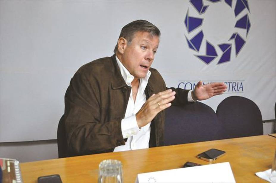 dos-decadas-revolucion-bolivariana-cerraron-mas-10000-empresas_263310.jpg