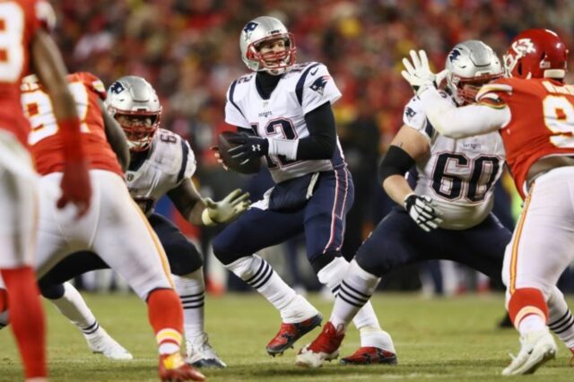 Tom Brady tiene la mente abierta para jugar con otro equipo