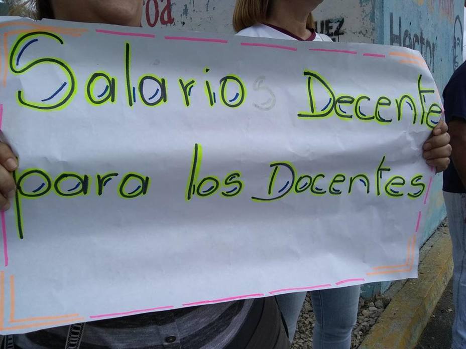 Vecinos de El Junquito comenzaron a recibir agua después de tres años ...