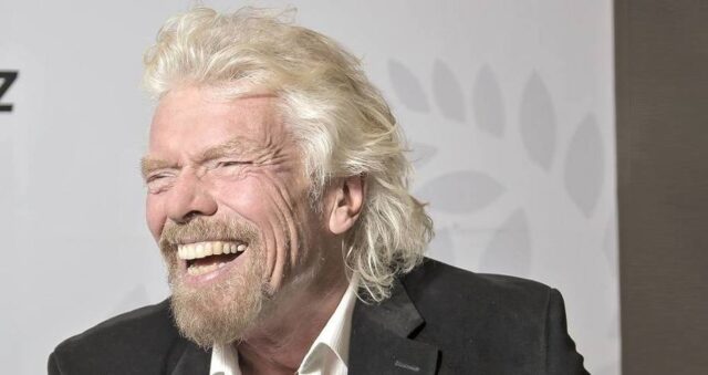 Richard Branson se adelanta a Jeff Bezos en su plan de viajar al espacio