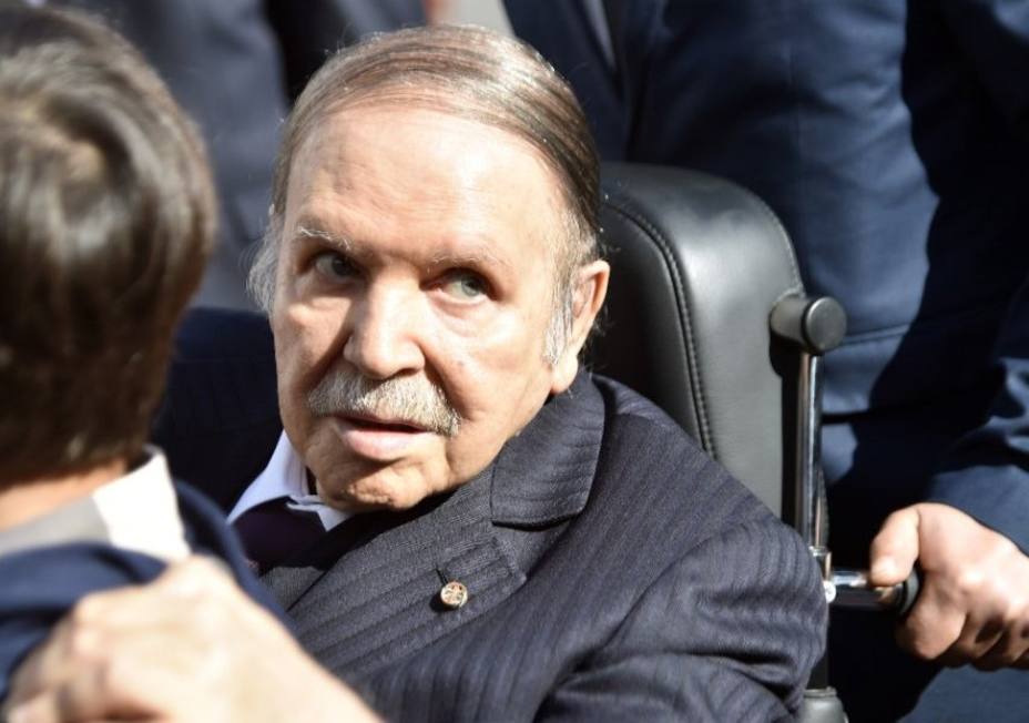 presidente-argelia-presento-renuncia-ante-consejo-constitucional_277456.jpg