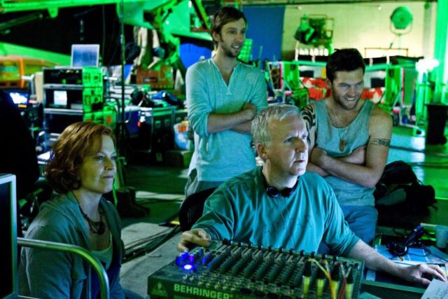 James Cameron felicitó a los vengadores