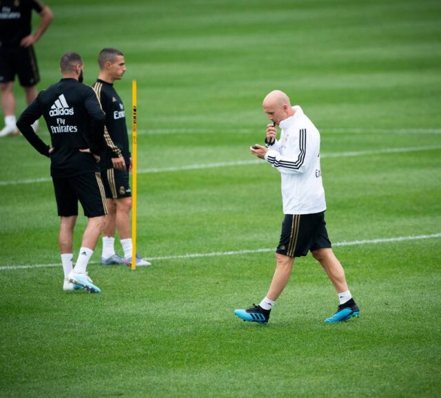 Zidane abandona la concentración del Real Madrid