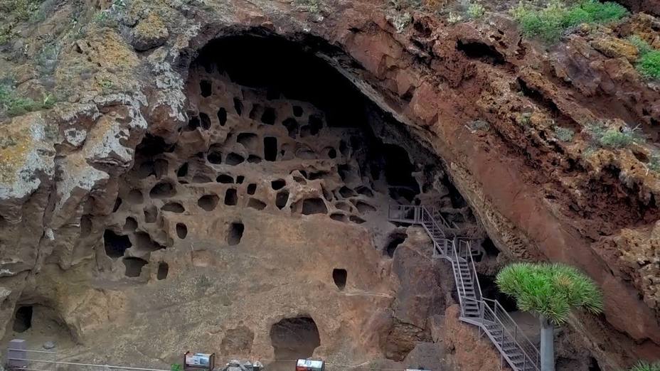 unesco-declaro-patrimonio-mundial-yacimiento-arqueologico-canarias_287687.jpg