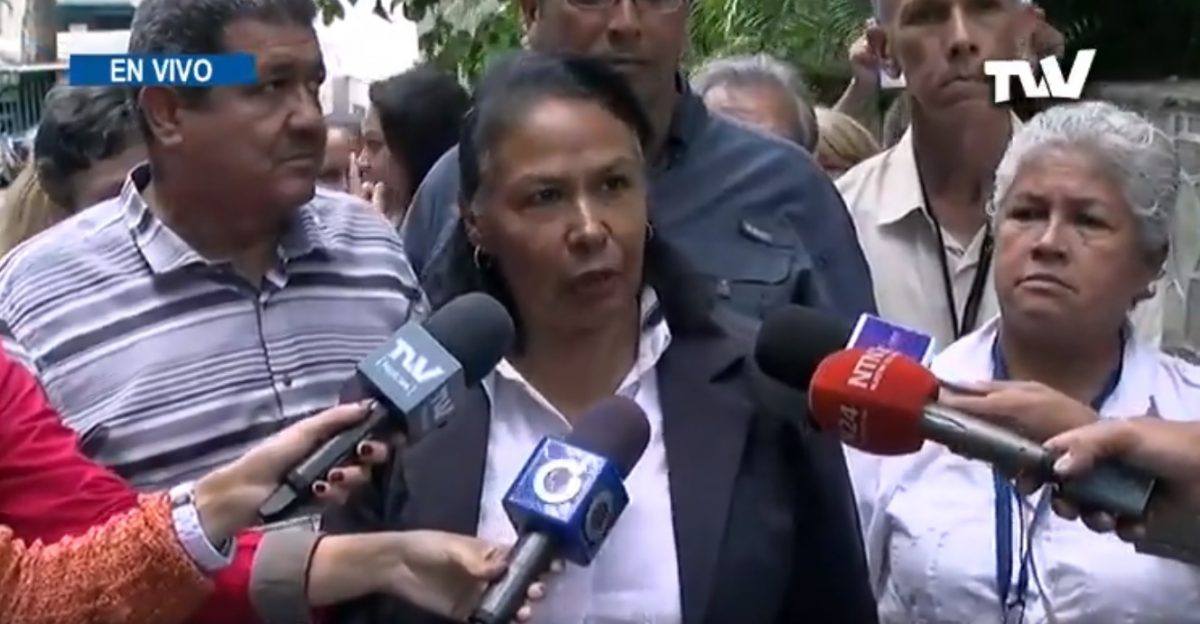 Trabajadores de la salud protestaron para exigir mejoras laborales - EL ...
