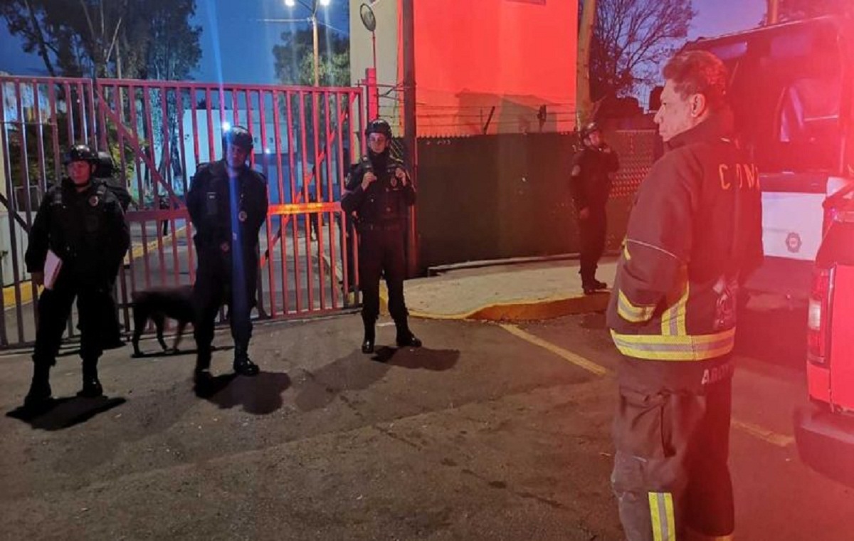 Tres muertos y siete heridos deja un incendio en cárcel de México