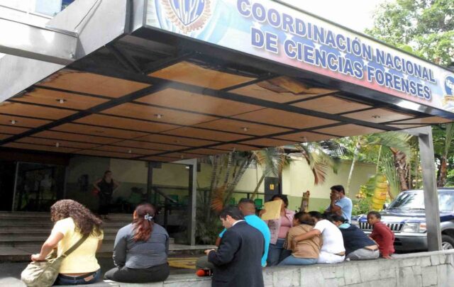 Paciente psiquiátrico atacó a otro hombre con un tubo de su cama