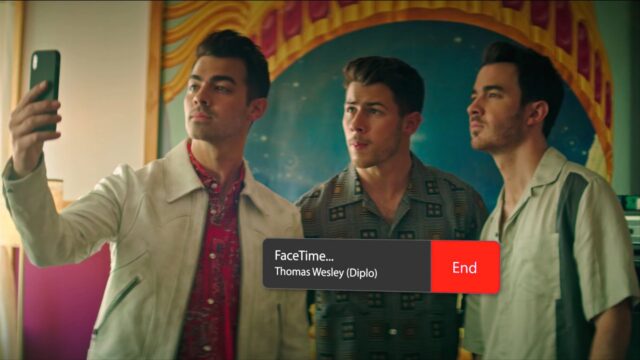 Los Jonas Brothers cantan country con Diplo