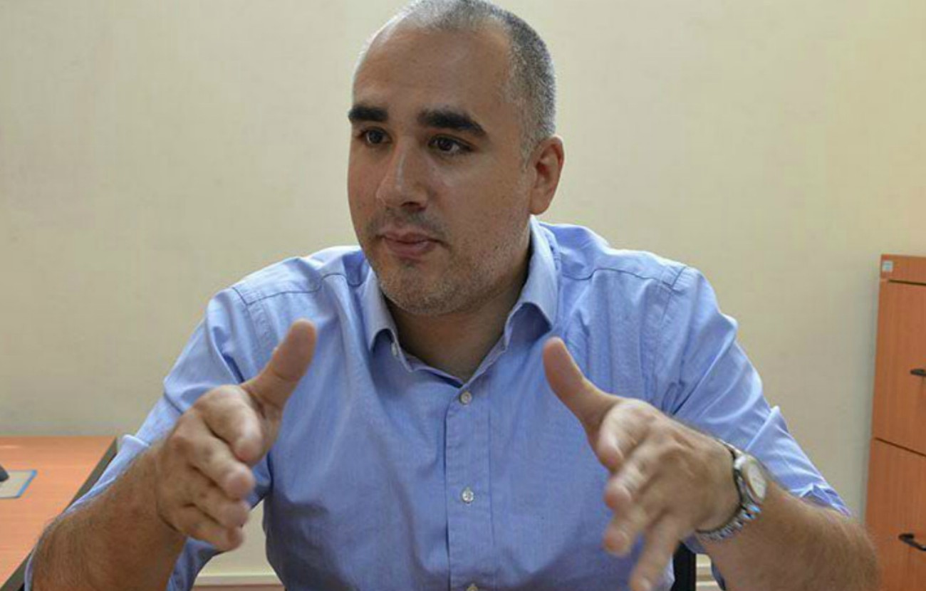 “Hay una realidad fiscal”: economista Luis Oliveros explica por qué es difícil aumentar salarios
