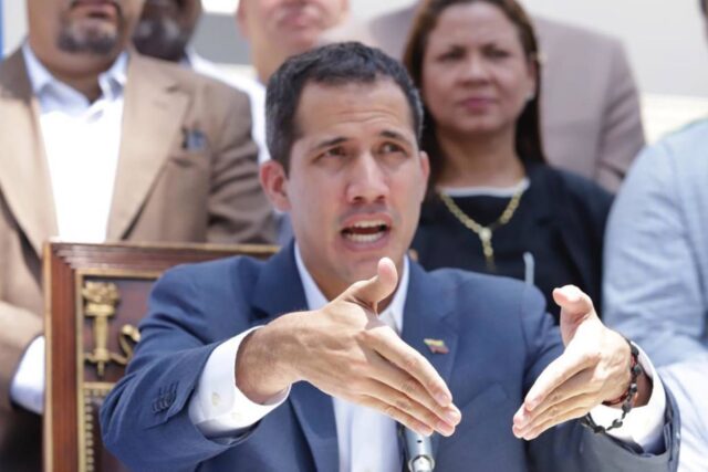 Guaidó decretó intervención del Bandes y designó junta administradora ad-hoc