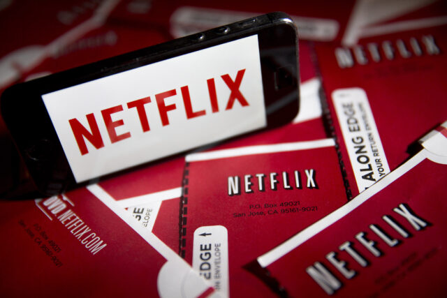 Expertos piden que Netflix y Facebook estén sujetos a leyes canadienses