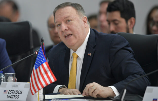 Pompeo: Maduro financia y da cobijo a terroristas del ELN y Hezbolá