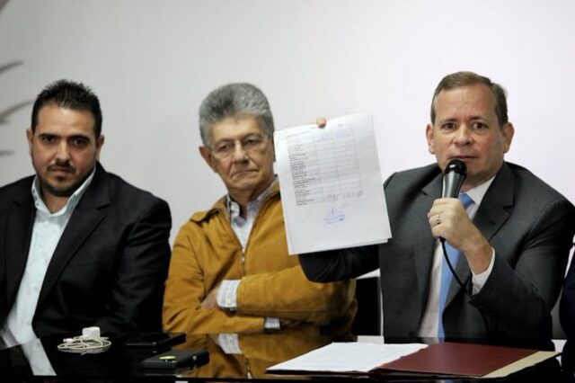 La AN legítima mostró pruebas que demuestran que juramentación de Luis Parra no tenía quórum