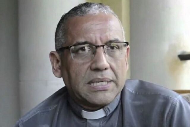 Monseñor Víctor Hugo Basabe pidió a la FANB no ser un obstáculo para el cambio en el país