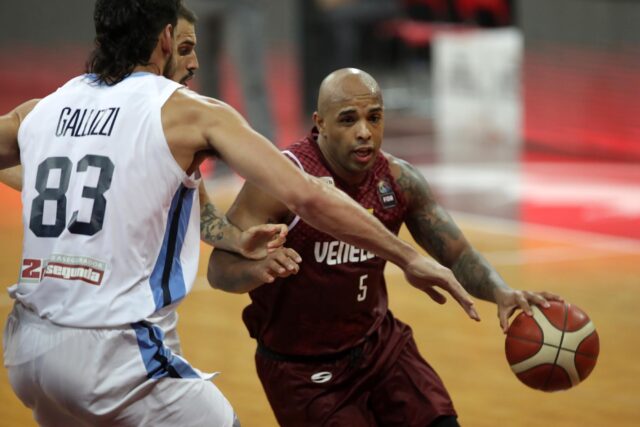 [ANÁLISIS] La Vinotinto no concretó y Argentina remontó con buen baloncesto
