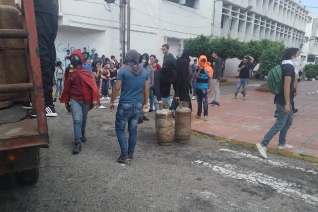 Estudiantes protestaron en Táchira en rechazo a los apagones