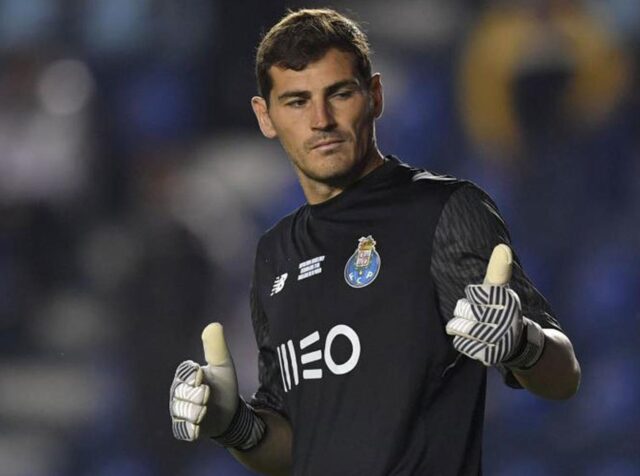 Iker Casillas comunicó su salida del Porto y su retiro profesional