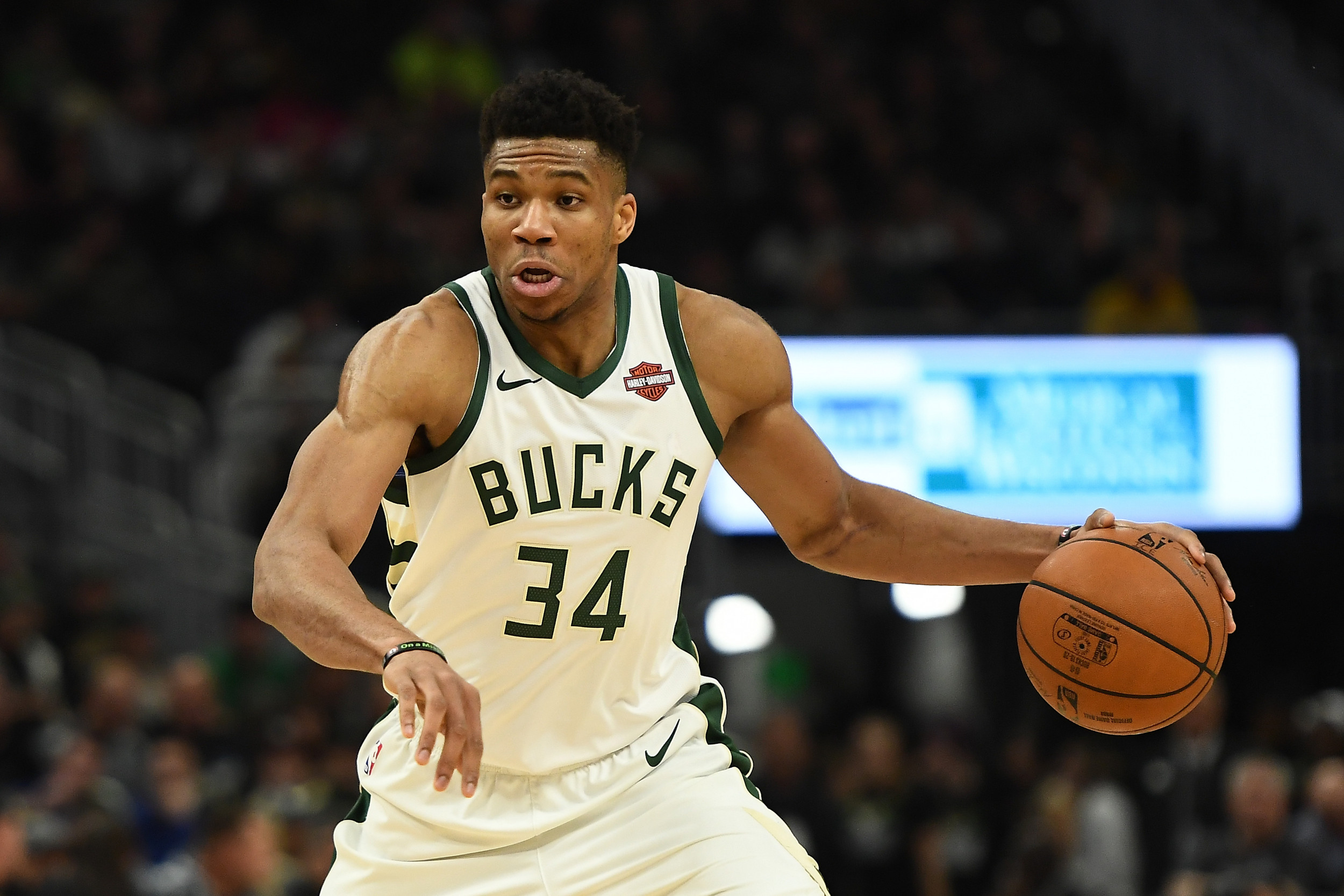 Giannis Antetokounmpo llegó a Miami: la estrella se despidió de los Bucks