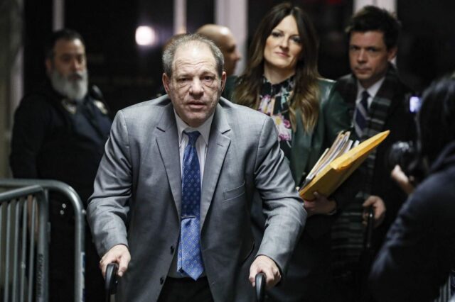 Harvey Weinstein sufrió una caída en la cárcel