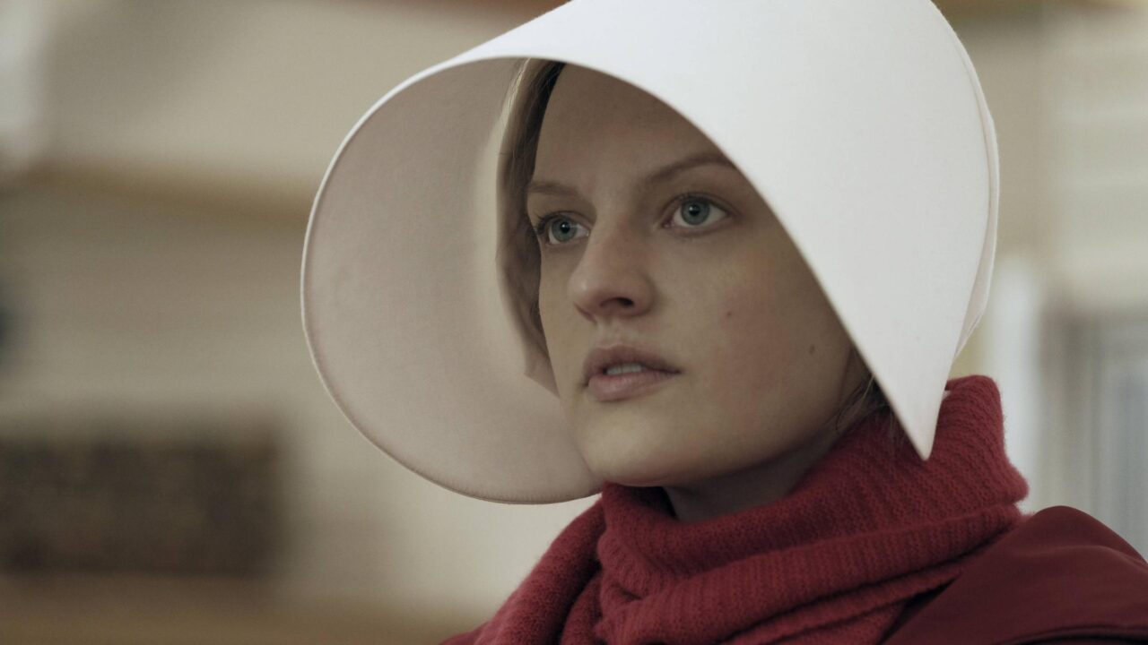 Elisabeth Moss The Handmaids Tale