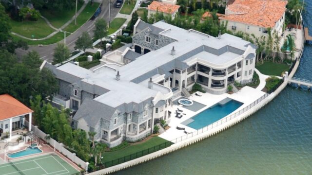 La megamansión que Tom Brady alquiló para mudarse junto con su esposa