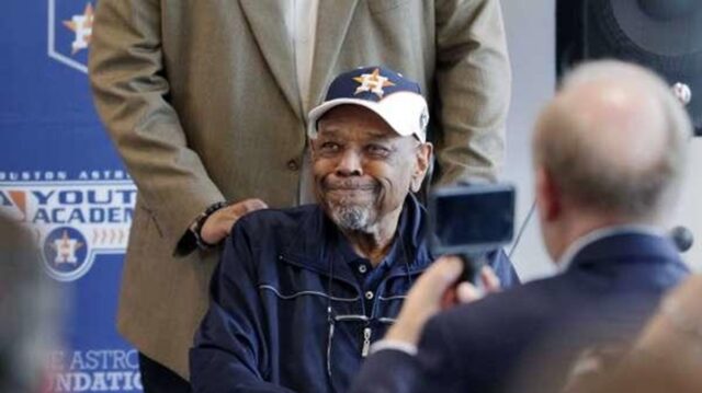 Falleció Bob Watson, exbeisbolista y mánager de los Yankees