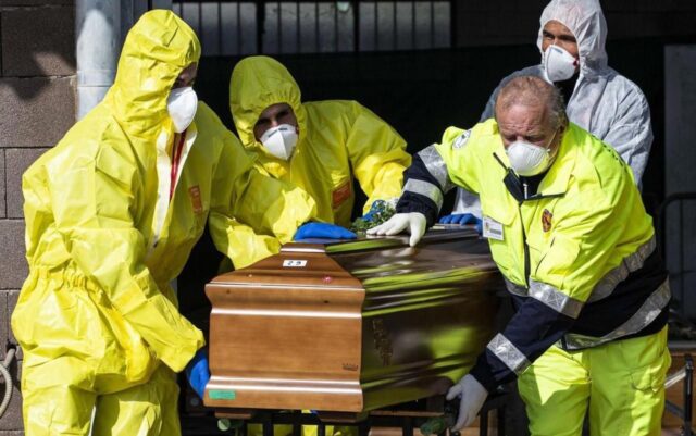 Balance AFP: El mundo superó los 300.000 muertos por el coronavirus