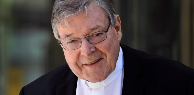 Documentos desclasificados revelan que cardenal de Australia ocultó abusos sexuales a menores