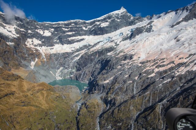 Glaciar en Nueva Zelanda perdió hielo equivalente a volumen de agua potable que usan residentes del país