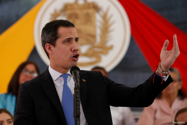 Guaidó respaldó a AD tras la toma violenta de su sede por colectivos del régimen
