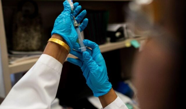 Descubren el primer medicamento que salva vidas del covid-19