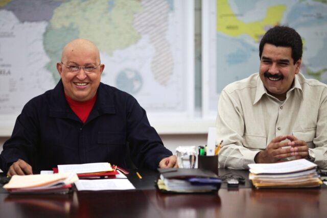 Así reaccionaron los tuiteros ante el mensaje que envió Maduro por el cumpleaños de Chávez