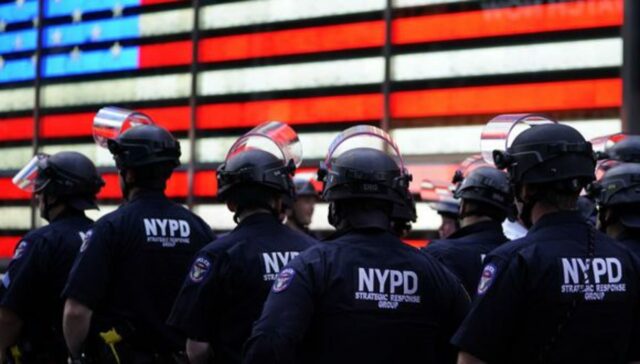 Asesinaron en Nueva York a una mujer por pedirle a un hombre que dejara de encender fuegos artificiales