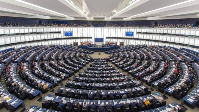 Parlamento Europeo: La salida pacífica a la crisis venezolana depende del respeto al Estado de Derecho