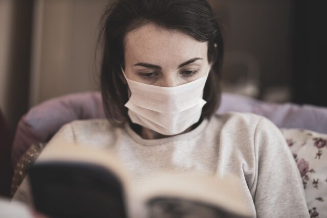Versos pandémicos: poesía en la red frente al coronavirus
